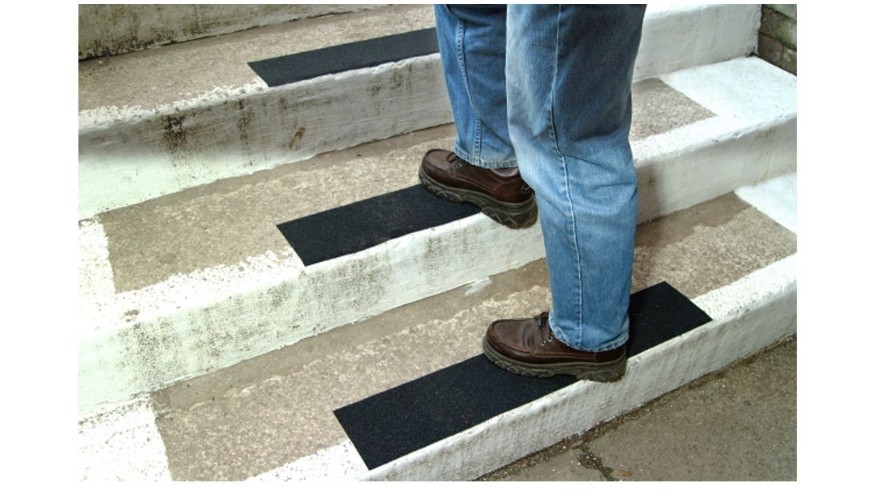 地面防滑要怎么設計？多年施工經驗工人告訴你！