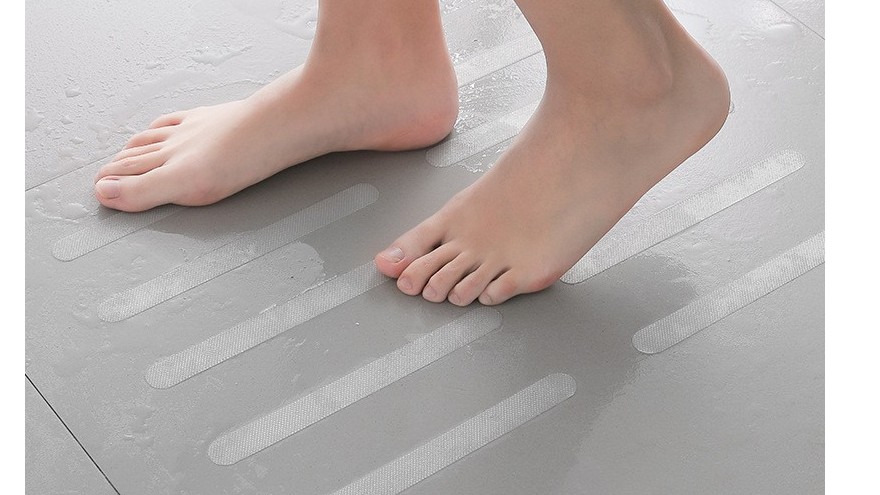 衛(wèi)生間防滑貼效果圖，包工頭多次推薦防滑貼！