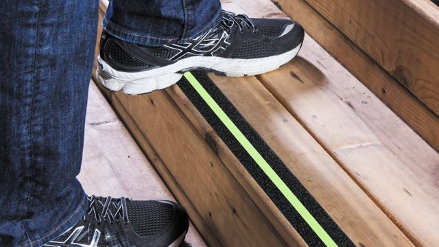 夜光條防滑膠帶多少錢一卷？品牌廠家直接報價