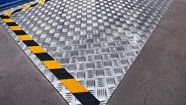 【昆山玉寰】防滑膠帶的工藝優(yōu)勢(shì)有哪些？