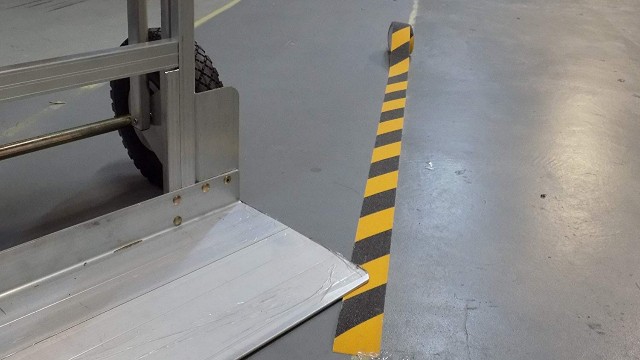 哪里有賣防滑膠帶的-交通方便全國(guó)發(fā)貨【昆山玉寰】