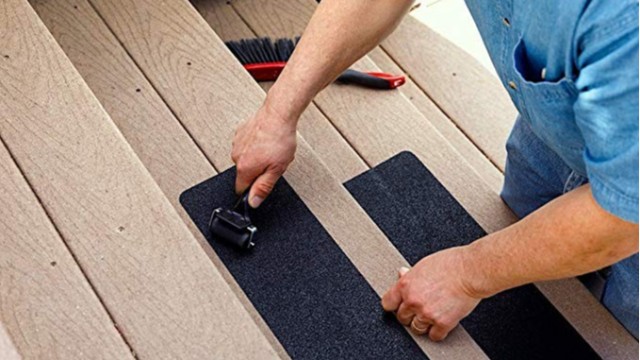 PVC防滑膠帶工廠(chǎng)哪家好？品牌要選好，黃金才萬(wàn)兩【昆山玉寰】